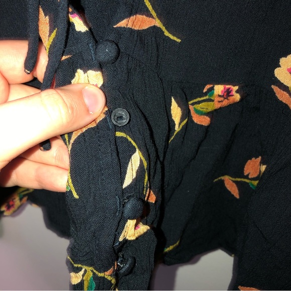 Billabong Dark Floral Flounce Long Sleeve Peasant Top - Picture 3 of 4